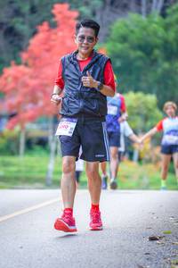 BIB: 1090
                            <button type="button" onclick="openModal(19241165)" class="btn btn-primary btn-sm float-right btn-popup" data-toggle="modal" data-target=".modal-high-quality">
                        <i class="fas fa-shopping-cart"></i> Add to Cart
                    </button>
                                            <button type="button" onclick="isThisMe(19241165, true)" class="btn btn-success btn-sm float-right btn-popup btn-isme hidden" data-toggle="tooltip" data-placement="bottom" title="นี่คือรูปของคุณใช่ไหม คลิกที่นี่เพื่อเอาเข้าอัลบั้ม">
                        <i class="fas fa-plus"></i> Add to album
                    </button>
                    <button type="button" onclick="isThisMe(19241165, false)" class="btn btn-warning btn-sm float-right btn-popup btn-isnotme hidden">
                        <i class="fas fa-ban"></i> Remove from album
                    </button>